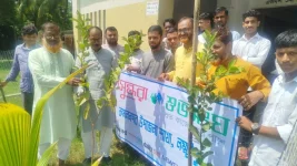 MA Majid leads Kamalnagar tree drive, warns on drugs.webp