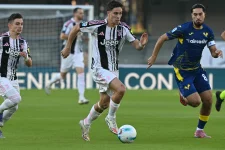Pulisic brace sends Milan past Udinese, Juve draw in Verona.webp