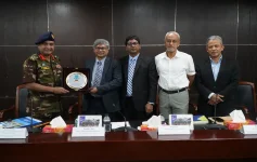 Masihur Rahman salutes Bangladeshi peacekeepers at NSU.webp