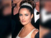 Salma Hayek gushes as daughter Valentina turns 18.webp