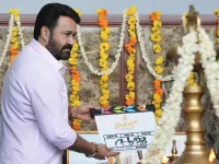 Mohanlal drops Drishyam 3 bomb at Kochi puja, eyes Phalke.webp