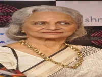 Guide director demanded Waheeda Rehman smooch a snake.webp