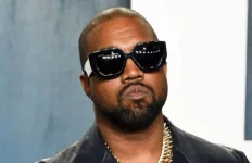 YE's one-night stand in South Africa is a pure cash grab.webp