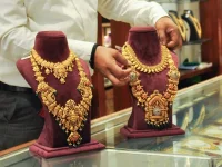 Gold schools Nifty in India IBJA posts ₹11,431, Fed flinches.webp