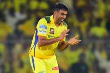 Ashwin packs bags for Sydney Thunder, BBL braces for desi spin fest.webp