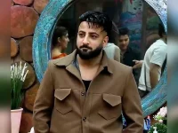 Shehbaz breaks down on Bigg Boss as Abhishek’s captaincy gets roasted.webp