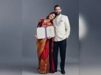 Vikrant Massey bags National Award, shares glory with SRK.webp