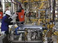Pankaj Chadha says India crushes US auto tariffs.webp