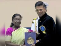 Karan Johar goes full sentimental, basks in fourth National Award.webp