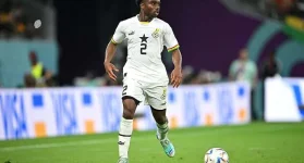Lamptey's knee goes pop on first Fiorentina start.webp