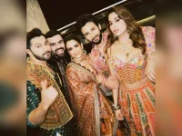 Janhvi Kapoor goes full sanskari at Navratri with Varun Dhawan.webp