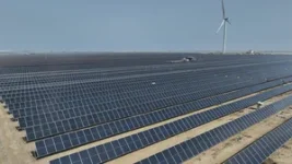 India races to 27GW renewable boost as solar tariffs nosedive.webp