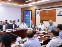 Scindia orders telcos to quit whining and build stuff.webp