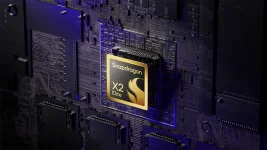 Qualcomm drops Snapdragon X2 Elite Extreme, Apple M4 Max fans cry.webp