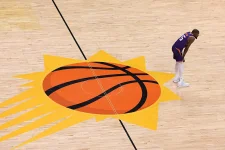 Phoenix Suns tell staff to shut up and sign.webp