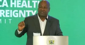 Mahama blasts aid cut as Africa bleeds gold to foreigners.webp
