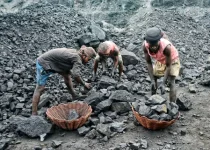 Coal India hands Rs 1 lakh festive bonus, PSUs burn cash.webp