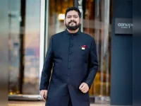 Om Raut drops Ajay Devgn's wisdom for the Zende crew.webp