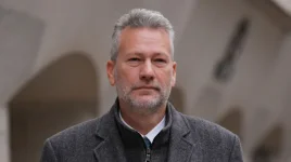 Ex-Reform UK leader Nathan Gill pleads guilty to bribery for pro-Russia stance.webp