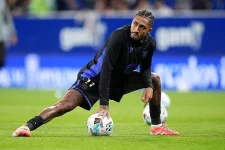 Barca injury curse strikes again as Raphinha and Garcia drop.webp