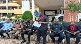 Acheampong tells Offinso North recruits to behave.webp