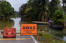 Perak fire chief braces for floods as monsoon targets 332 zones.webp