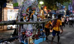 Durga Puja kicks off Sunday with 33355 mondops nationwide.webp