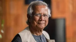 Yunus storms Manhattan as NRBs swarm for cash, clout.webp