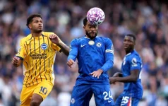 Chelsea collapse at home as Brighton bury ten men.webp