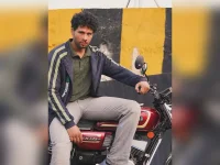 Siddhant Chaturvedi moonwalks in madness on the Dhadak 2 set.webp