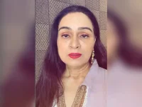 Padmini Kolhapure melts down over Lata Mangeshkar's legacy.webp