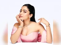 Rashmika Mandanna drowns Sicily stress in mega feast.webp