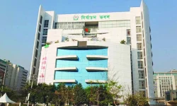 Dhaka poll chiefs schmooze experts as February looms.webp