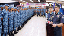 Bangladesh jets 190 troops into Congo chaos.gif
