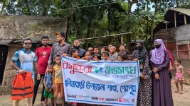 Bashundhara crew dunks kids to beat flood curse.webp