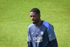 Dembele teases PSG fans with comeback fakeout.webp