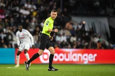 Liverpool brace for Turpin test at Galatasaray cauldron.webp