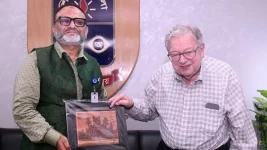 Oxford’s Sir Walter Bodmer storms Dhaka University.webp