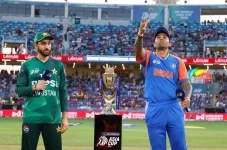 India fields first, benches Pandya in Dubai showdown.webp