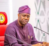 Makinde begs NFF for Super Eagles cash in Ibadan.webp