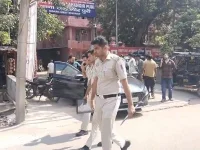 Delhi hit-and-run leaves family shattered, drivers vanish.webp