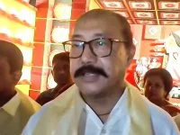 Shringla praises Durga Puja pandals with Modi, Sindoor flair in Bagdogra.webp