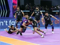 Delhi mauls the Steelers 38-37 at Chennai.webp