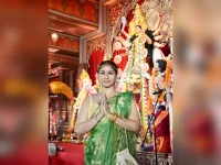 Tanishaa Mukerji talks about her dead dad at a party.webp