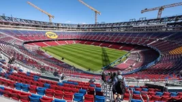 Barcelona crawls back to Camp Nou for Olympiacos.webp