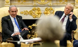 Trump to personally oversee fixing Gaza, Hamas scoffs.webp