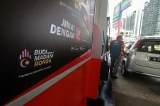 Budi95 splurges hit RM43m as fuel subsidy rolls.webp