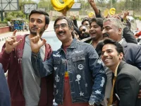 Shorey, Suman get roped into TVF's Pyramid Scheme.webp
