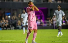 Messi watches helplessly as Chicago massacres Miami 5-3.webp