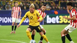 Dortmund crushes Bilbao 4-1 as Guirassy twists knife.webp